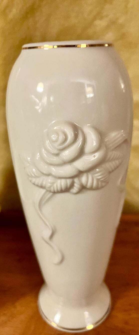 Lenox Rose Blossom Vase | Retired Collection (1984–1986) | Sculpted Ivory Porcel